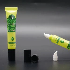 أنابيب لمعان الشفاه البلاستيكية